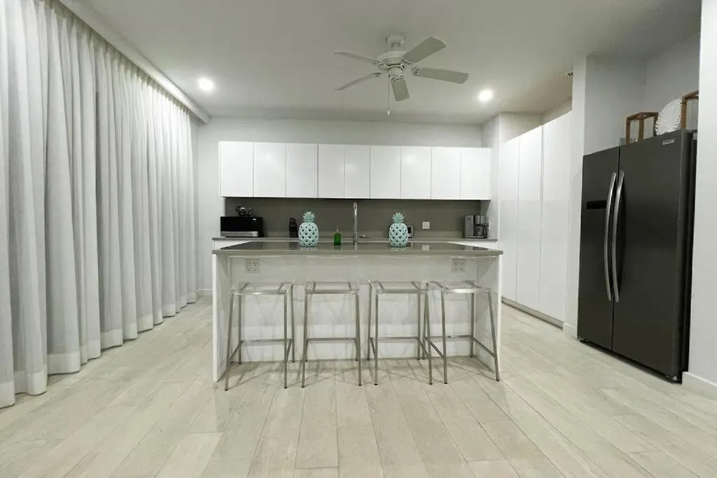 Westmoreland Hills 10 By Island Villas Saint James Barbados