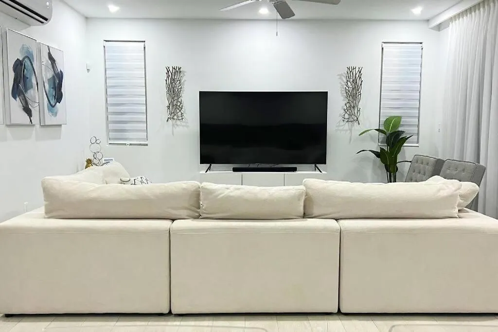 Westmoreland Hills 10 By Island Villas Saint James 0*,  Barbados